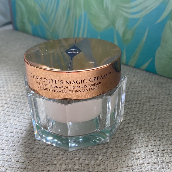 Charlotte Tilbury Charlotte’s Magic cream - Picture 7 of 9